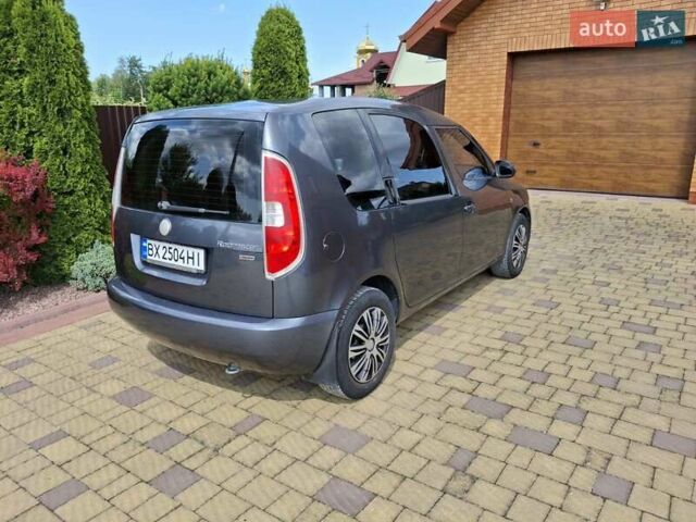 Серый Шкода Румстер, объемом двигателя 1.39 л и пробегом 169 тыс. км за 4950 $, фото 2 на Automoto.ua