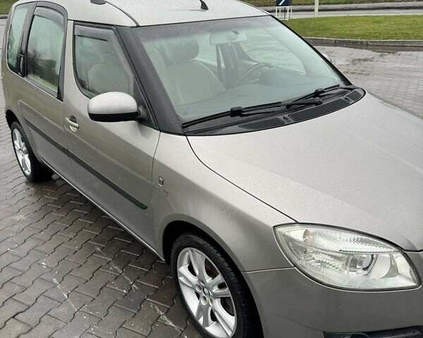 Сірий Шкода Румстер, об'ємом двигуна 1.6 л та пробігом 217 тис. км за 5499 $, фото 7 на Automoto.ua