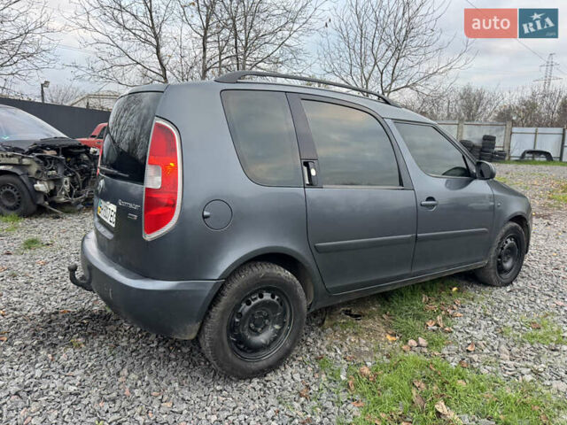 Серый Шкода Румстер, объемом двигателя 1.42 л и пробегом 300 тыс. км за 2600 $, фото 5 на Automoto.ua