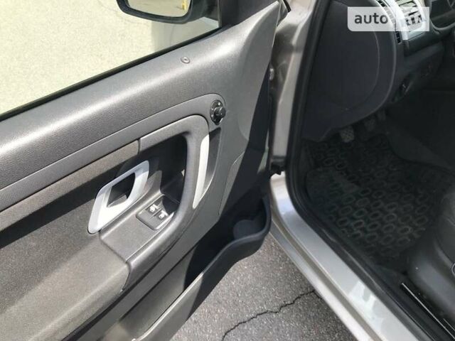 Серый Шкода Румстер, объемом двигателя 1.6 л и пробегом 180 тыс. км за 6550 $, фото 7 на Automoto.ua