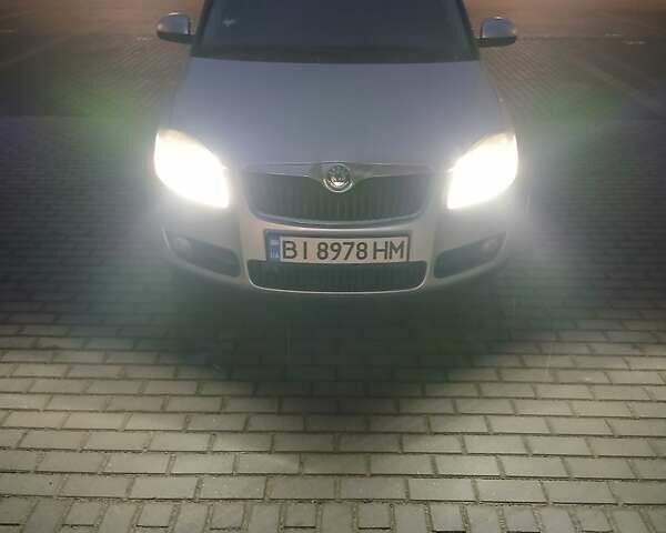 Сірий Шкода Румстер, об'ємом двигуна 1.6 л та пробігом 245 тис. км за 5500 $, фото 4 на Automoto.ua