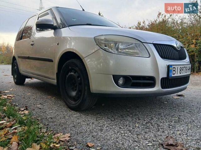 Сірий Шкода Румстер, об'ємом двигуна 1.6 л та пробігом 245 тис. км за 5500 $, фото 8 на Automoto.ua