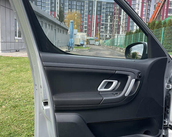 Сірий Шкода Румстер, об'ємом двигуна 1.6 л та пробігом 185 тис. км за 6500 $, фото 27 на Automoto.ua