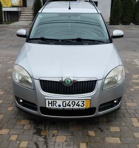 Сірий Шкода Румстер, об'ємом двигуна 1.6 л та пробігом 203 тис. км за 6200 $, фото 1 на Automoto.ua