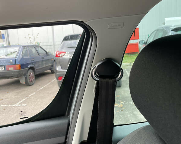 Сірий Шкода Румстер, об'ємом двигуна 1.6 л та пробігом 185 тис. км за 6500 $, фото 61 на Automoto.ua