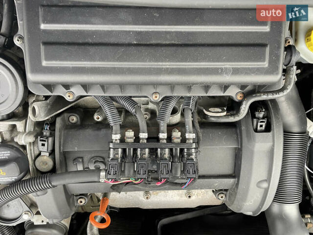 Сірий Шкода Румстер, об'ємом двигуна 1.6 л та пробігом 185 тис. км за 6500 $, фото 46 на Automoto.ua