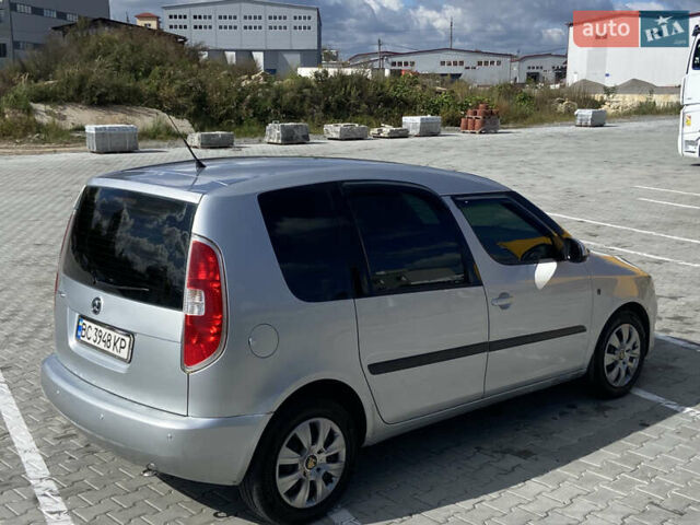 Серый Шкода Румстер, объемом двигателя 1.6 л и пробегом 308 тыс. км за 5400 $, фото 23 на Automoto.ua