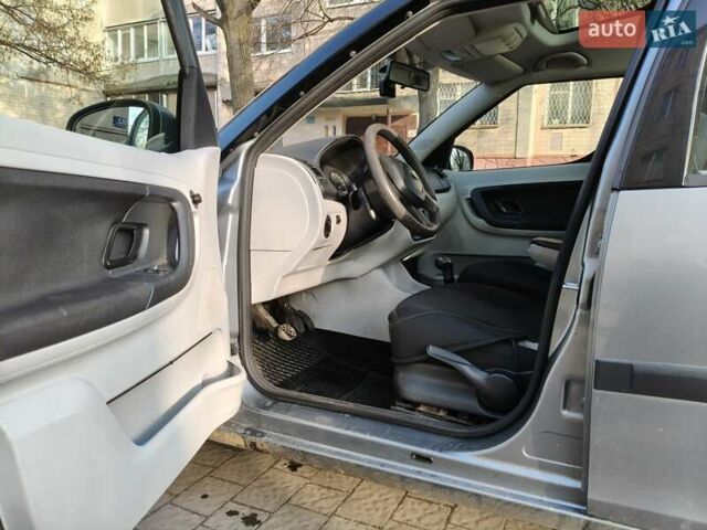 Серый Шкода Румстер, объемом двигателя 1.6 л и пробегом 1 тыс. км за 4499 $, фото 3 на Automoto.ua