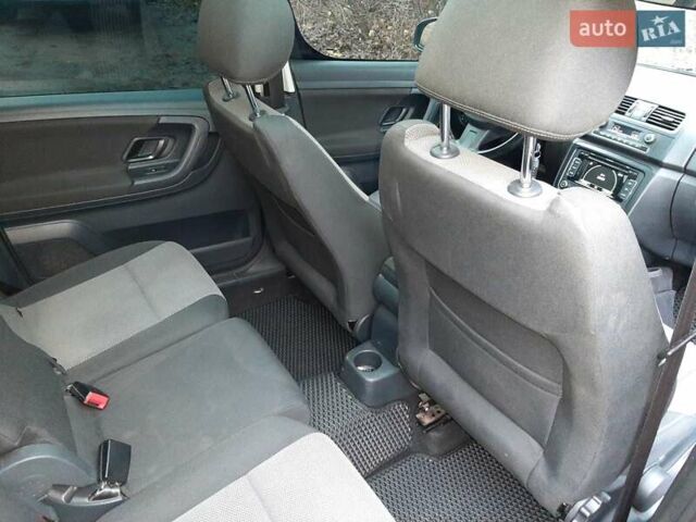 Серый Шкода Румстер, объемом двигателя 1.6 л и пробегом 202 тыс. км за 6500 $, фото 9 на Automoto.ua