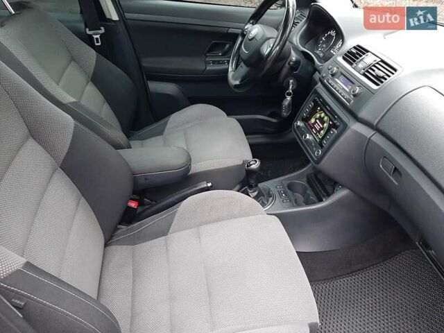 Серый Шкода Румстер, объемом двигателя 1.6 л и пробегом 202 тыс. км за 6500 $, фото 11 на Automoto.ua