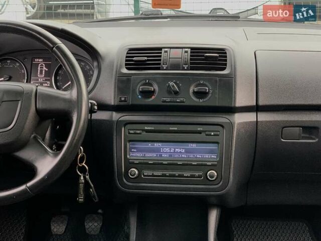 Серый Шкода Румстер, объемом двигателя 1.2 л и пробегом 225 тыс. км за 6455 $, фото 35 на Automoto.ua