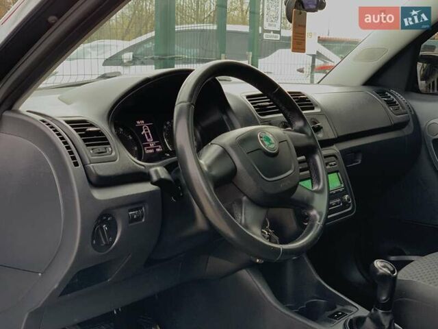 Серый Шкода Румстер, объемом двигателя 1.2 л и пробегом 225 тыс. км за 6455 $, фото 23 на Automoto.ua