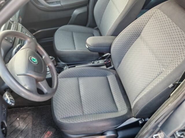 Шкода Румстер 2012 в Харькове на Automoto.ua Серый Шкода Румстер, объемом двигателя 1.2 л и пробегом 163 тыс. км за 5900 $, фото 3 на Automoto.ua