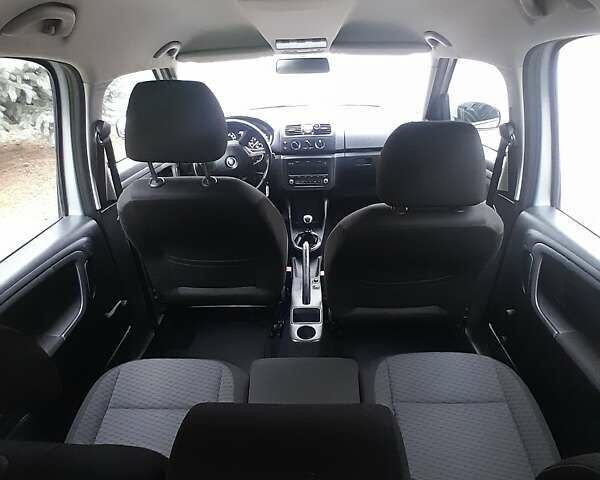 Сірий Шкода Румстер, об'ємом двигуна 1.6 л та пробігом 203 тис. км за 5699 $, фото 31 на Automoto.ua