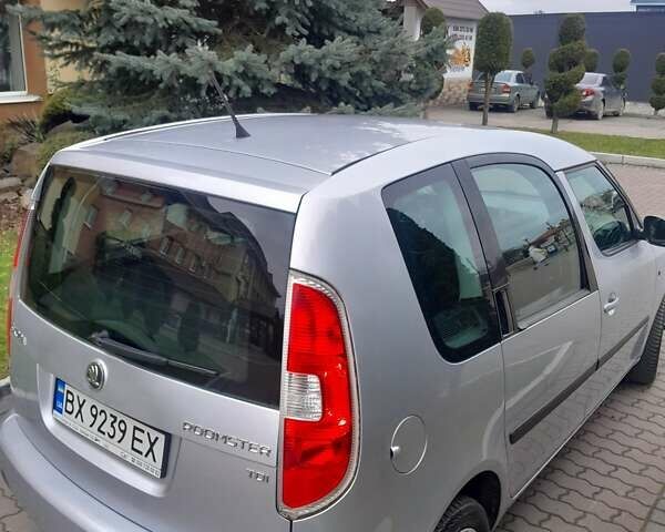 Сірий Шкода Румстер, об'ємом двигуна 1.6 л та пробігом 203 тис. км за 5699 $, фото 32 на Automoto.ua