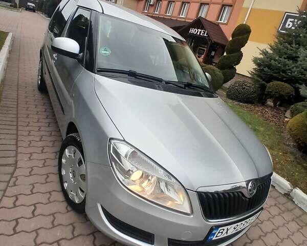 Сірий Шкода Румстер, об'ємом двигуна 1.6 л та пробігом 203 тис. км за 5699 $, фото 2 на Automoto.ua