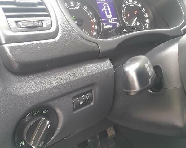 Сірий Шкода Румстер, об'ємом двигуна 1.6 л та пробігом 203 тис. км за 5699 $, фото 16 на Automoto.ua