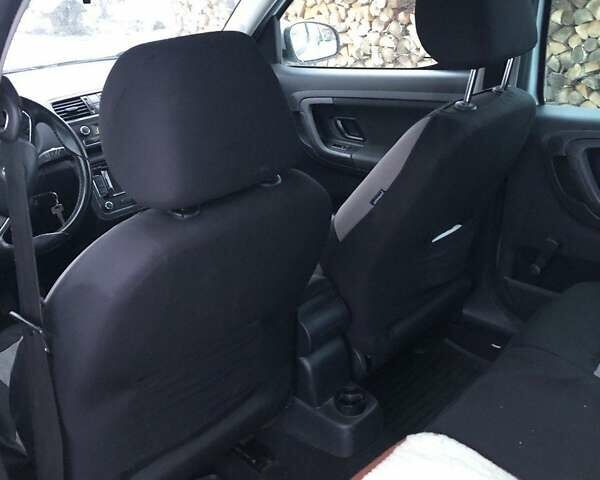 Серый Шкода Румстер, объемом двигателя 1.6 л и пробегом 194 тыс. км за 6200 $, фото 7 на Automoto.ua