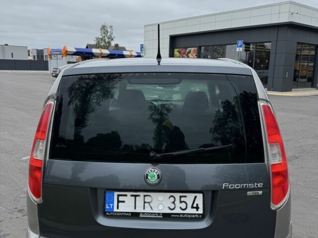 Серый Шкода Румстер, объемом двигателя 1.6 л и пробегом 222 тыс. км за 2335 $, фото 4 на Automoto.ua