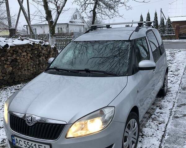 Серый Шкода Румстер, объемом двигателя 1.6 л и пробегом 194 тыс. км за 6200 $, фото 1 на Automoto.ua