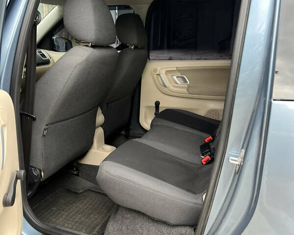 Серый Шкода Румстер, объемом двигателя 1.6 л и пробегом 160 тыс. км за 6200 $, фото 5 на Automoto.ua