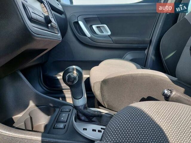 Серый Шкода Румстер, объемом двигателя 1.6 л и пробегом 184 тыс. км за 7300 $, фото 14 на Automoto.ua