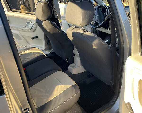 Сірий Шкода Румстер, об'ємом двигуна 1.39 л та пробігом 262 тис. км за 3900 $, фото 9 на Automoto.ua