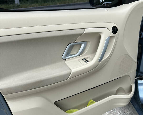 Серый Шкода Румстер, объемом двигателя 1.6 л и пробегом 160 тыс. км за 6200 $, фото 9 на Automoto.ua