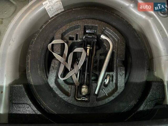 Сірий Шкода Румстер, об'ємом двигуна 1.39 л та пробігом 279 тис. км за 6499 $, фото 22 на Automoto.ua