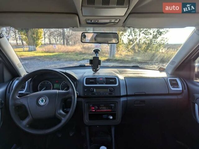 Сірий Шкода Румстер, об'ємом двигуна 1.6 л та пробігом 294 тис. км за 4100 $, фото 11 на Automoto.ua