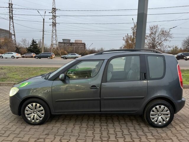 Серый Шкода Румстер, объемом двигателя 1.4 л и пробегом 250 тыс. км за 4200 $, фото 8 на Automoto.ua