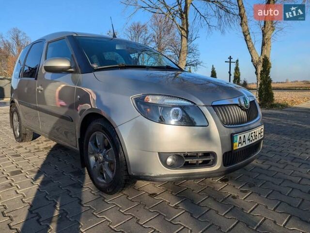 Сірий Шкода Румстер, об'ємом двигуна 1.6 л та пробігом 294 тис. км за 4100 $, фото 4 на Automoto.ua
