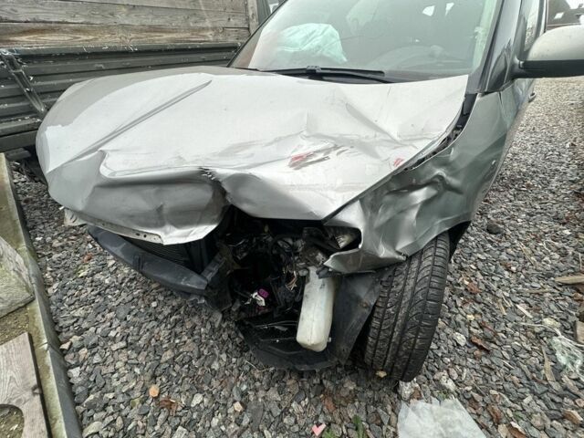 Серый Шкода Румстер, объемом двигателя 1.6 л и пробегом 300 тыс. км за 1750 $, фото 6 на Automoto.ua