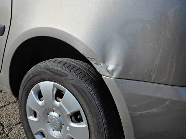 Сірий Шкода Румстер, об'ємом двигуна 1.2 л та пробігом 270 тис. км за 3700 $, фото 15 на Automoto.ua