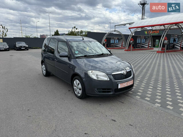 Сірий Шкода Румстер, об'ємом двигуна 1.6 л та пробігом 228 тис. км за 6800 $, фото 7 на Automoto.ua