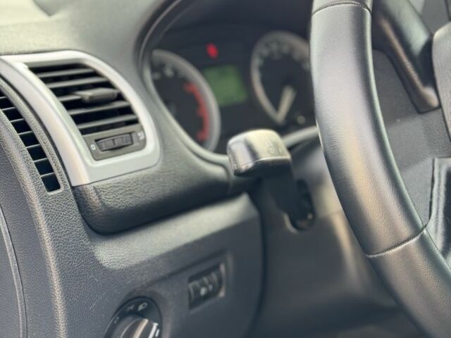 Серый Шкода Румстер, объемом двигателя 1.4 л и пробегом 228 тыс. км за 5999 $, фото 21 на Automoto.ua