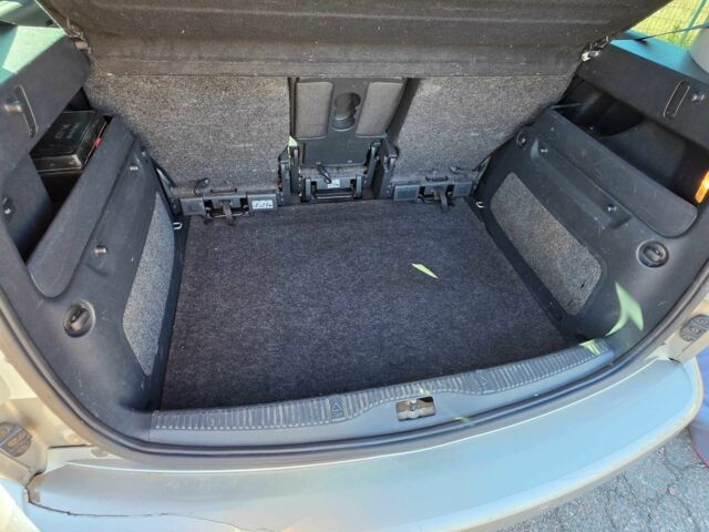 Сірий Шкода Румстер, об'ємом двигуна 1.2 л та пробігом 270 тис. км за 3700 $, фото 8 на Automoto.ua