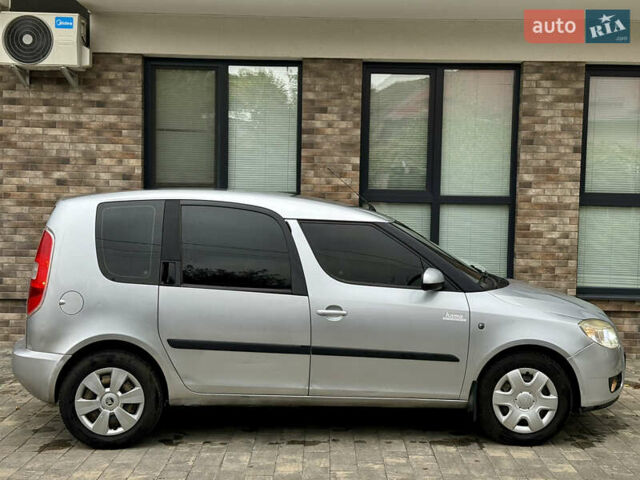 Шкода Румстер 2009 у Ужгороді на Automoto.ua Сірий Шкода Румстер, об'ємом двигуна 1.9 л та пробігом 299 тис. км за 3999 $, фото 11 на Automoto.ua