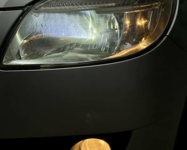 Шкода Румстер 2009 у Ужгороді на Automoto.ua Сірий Шкода Румстер, об'ємом двигуна 1.9 л та пробігом 299 тис. км за 3999 $, фото 4 на Automoto.ua