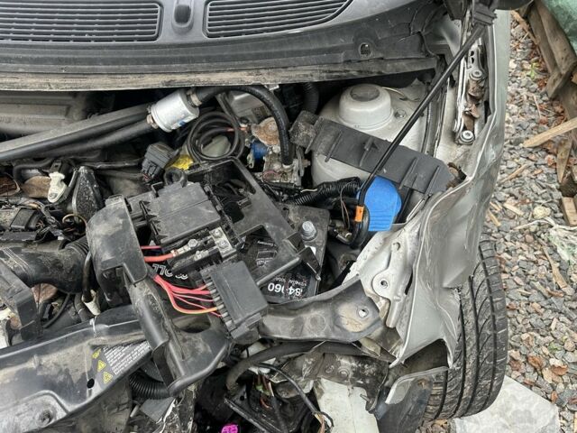 Серый Шкода Румстер, объемом двигателя 1.6 л и пробегом 300 тыс. км за 1750 $, фото 7 на Automoto.ua