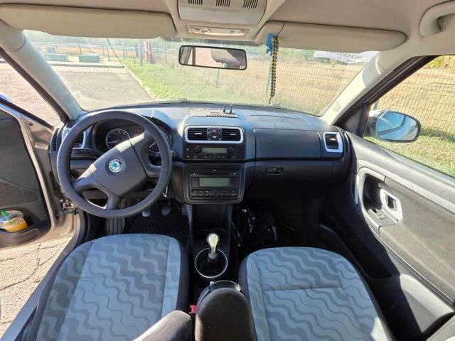 Сірий Шкода Румстер, об'ємом двигуна 1.2 л та пробігом 270 тис. км за 3700 $, фото 5 на Automoto.ua