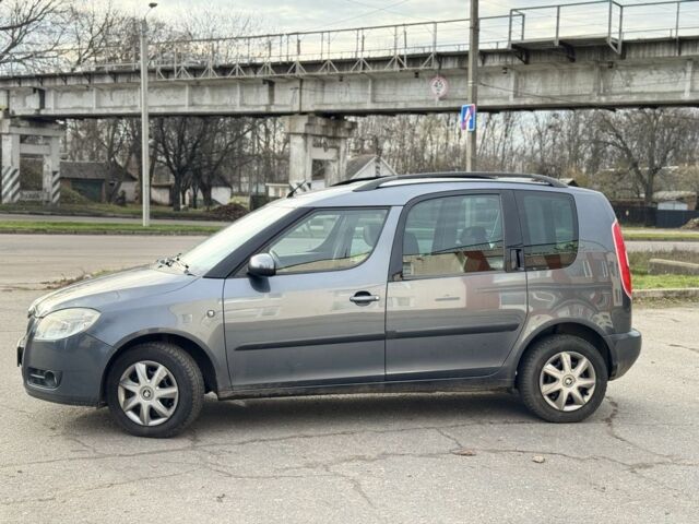 Серый Шкода Румстер, объемом двигателя 1.4 л и пробегом 228 тыс. км за 5999 $, фото 3 на Automoto.ua