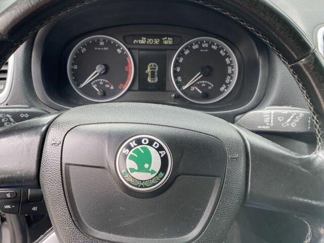 Серый Шкода Румстер, объемом двигателя 1.4 л и пробегом 245 тыс. км за 5200 $, фото 8 на Automoto.ua