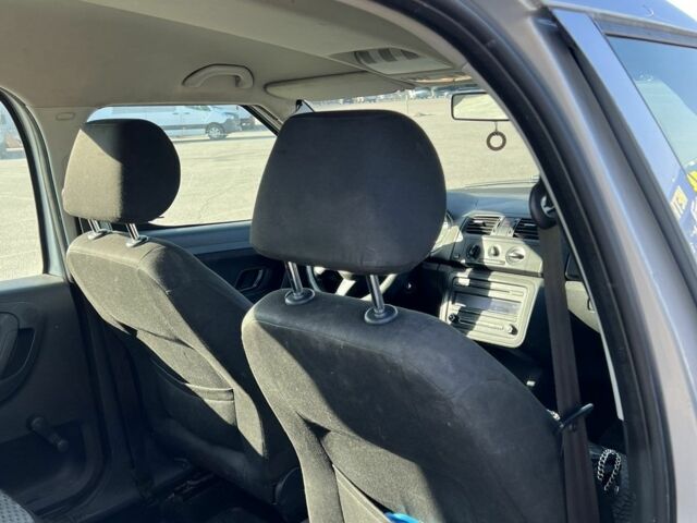 Серый Шкода Румстер, объемом двигателя 0 л и пробегом 500 тыс. км за 3700 $, фото 7 на Automoto.ua