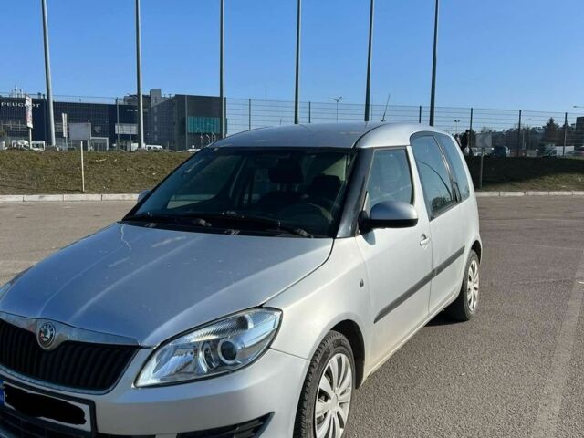 Серый Шкода Румстер, объемом двигателя 0 л и пробегом 500 тыс. км за 3700 $, фото 2 на Automoto.ua