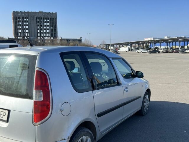 Серый Шкода Румстер, объемом двигателя 0 л и пробегом 500 тыс. км за 3700 $, фото 4 на Automoto.ua