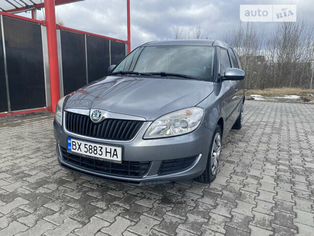 Серый Шкода Румстер, объемом двигателя 1.6 л и пробегом 275 тыс. км за 6800 $, фото 2 на Automoto.ua