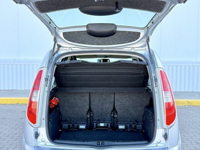 Серый Шкода Румстер, объемом двигателя 1.6 л и пробегом 168 тыс. км за 5999 $, фото 8 на Automoto.ua