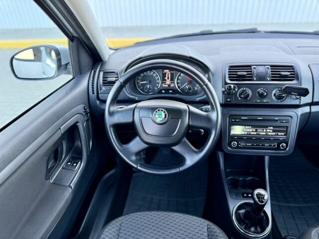 Серый Шкода Румстер, объемом двигателя 1.6 л и пробегом 168 тыс. км за 5999 $, фото 21 на Automoto.ua