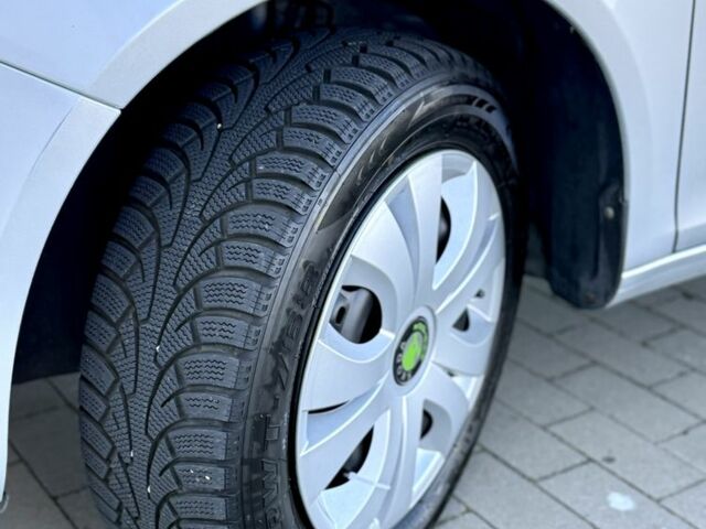 Серый Шкода Румстер, объемом двигателя 1.6 л и пробегом 168 тыс. км за 5999 $, фото 13 на Automoto.ua